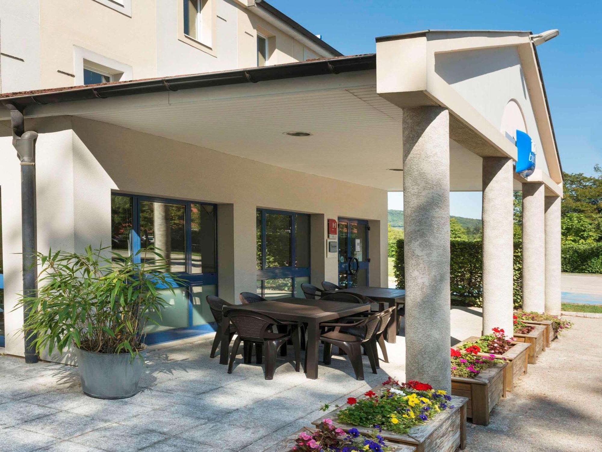 Ibis Budget Lons-Le-Saunier Lons-le-Saunier Exterior foto